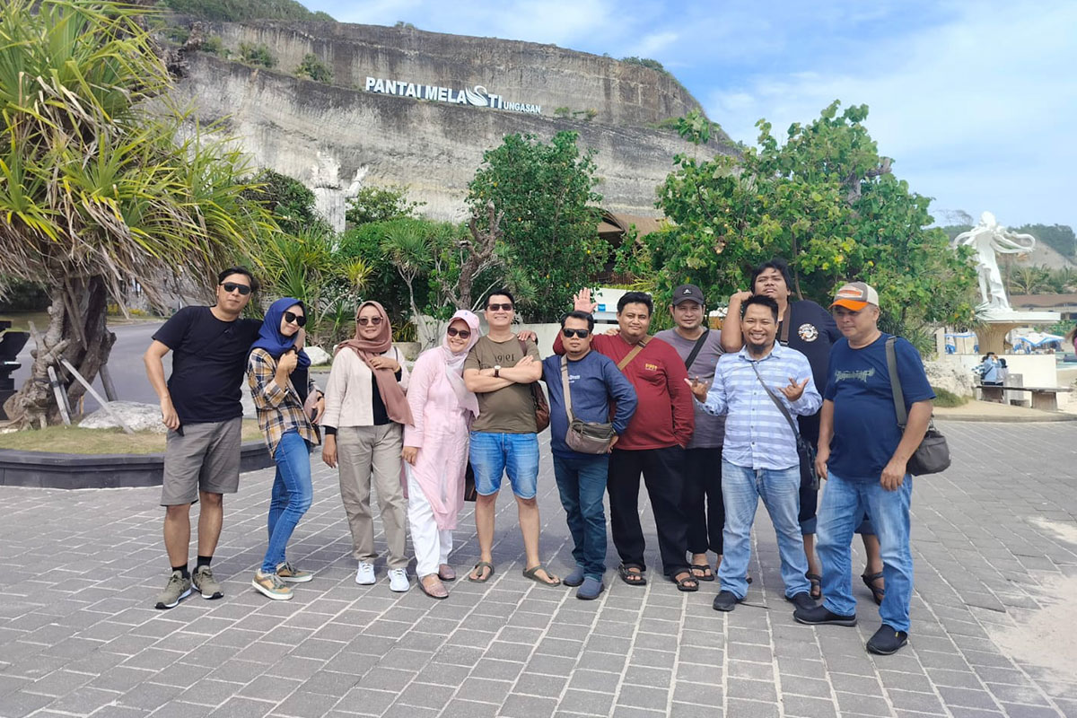 Paket Tour Bali 2 Hari 1 Malam Tanjung Benoa